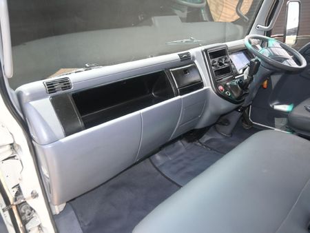 2010-Mitsubishi-Fuso-Canter-FE7-136-FC-CC_3
