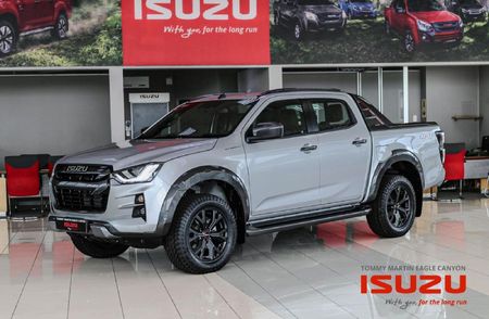 2025-Isuzu-D-Max-30-DDI-V-Cross-HR-4x4-Auto-Double-Cab_0