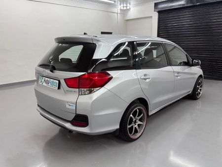 2015-Honda-Mobilio-15-Comfort_5