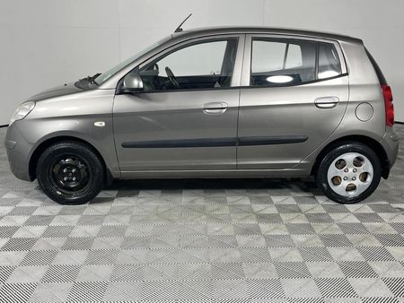 2010-Kia-Picanto-11-LX_6