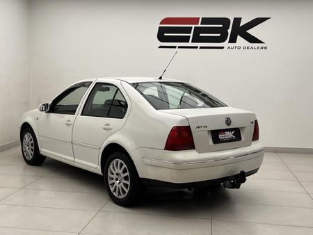 2002-Volkswagen-Jetta-IV-V5_3