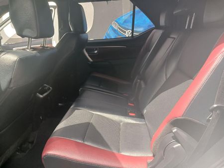 2023-Toyota-Fortuner-28-GD-6-4x4-Auto_11