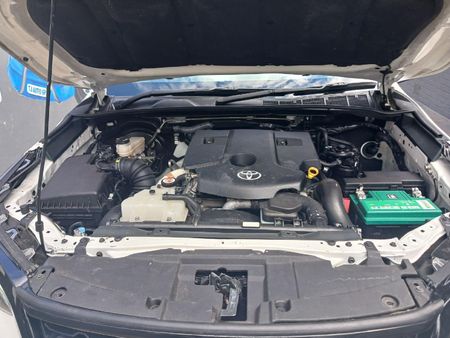 2023-Toyota-Fortuner-28-GD-6-4x4-Auto_13