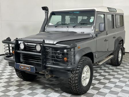 2010-Land-Rover-Defender-110-Puma-Station-Wagon_0