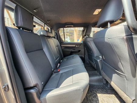 2024-Toyota-Hilux-28-GD-6-Raised-Body-Legend-4x4-Auto-Double-Cab_13