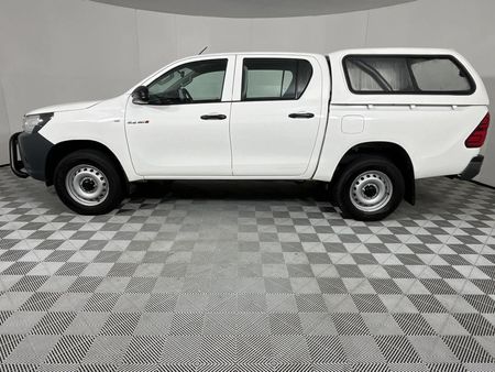 2022-Toyota-Hilux-24-GD-6-Raised-Body-SR-Double-Cab_12