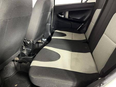 2013-Geely-LC-13-GS-5-dr_3