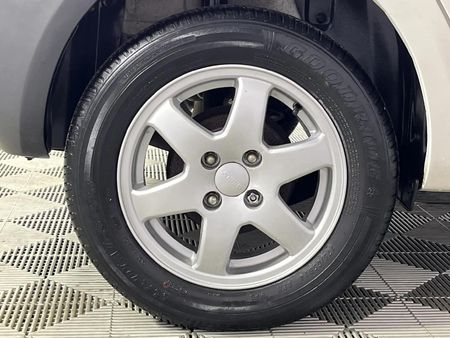 2013-Geely-LC-13-GS-5-dr_7