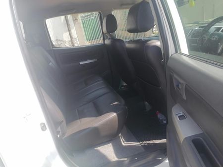 2013-Toyota-Hilux-30-D-4D-Heritage-4x4-Auto-Double-Cab_9