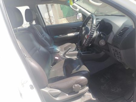 2013-Toyota-Hilux-30-D-4D-Heritage-4x4-Auto-Double-Cab_8