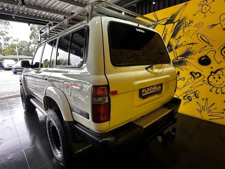 1996-Toyota-Land-Cruiser-80-45-GX-Station-Wagon_2