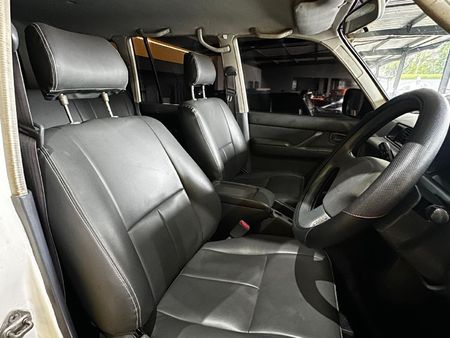 1996-Toyota-Land-Cruiser-80-45-GX-Station-Wagon_5