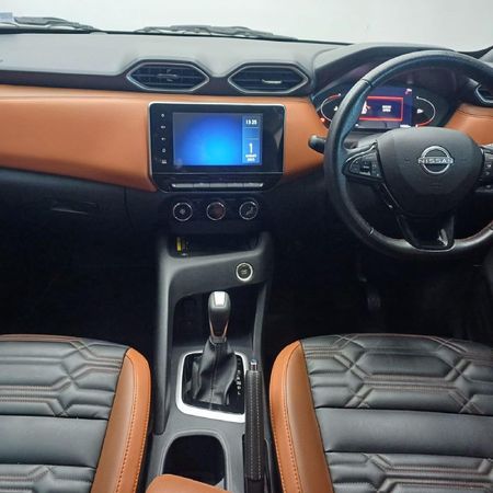 2025-Nissan-Magnite-10T-Acenta-Plus-Auto_15