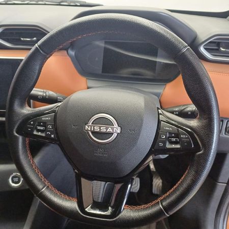 2025-Nissan-Magnite-10T-Acenta-Plus-Auto_17