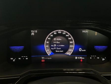2024-Volkswagen-Polo-10-TSI-Life_6