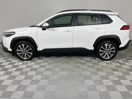 2022-Toyota-Corolla-Cross-18-XR_14