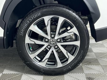 2022-Toyota-Corolla-Cross-18-XR_5