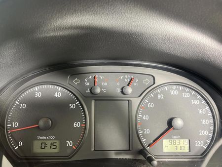 2017-Volkswagen-Polo-Vivo-GP-16-Maxx-5-dr_2