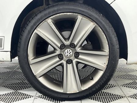 2017-Volkswagen-Polo-Vivo-GP-16-Maxx-5-dr_5