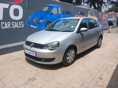 2015-Volkswagen-Polo-Vivo-14-Trendline-5-dr_0