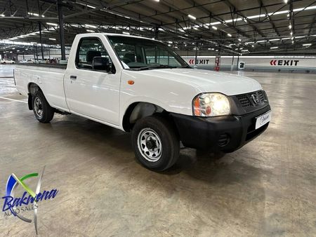 2017-Nissan-NP300-20i-LWB-Single-Cab_0