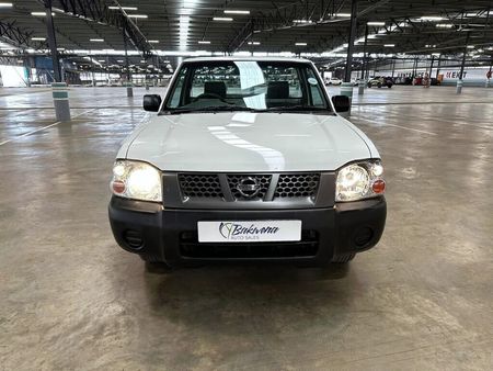 2017-Nissan-NP300-20i-LWB-Single-Cab_1
