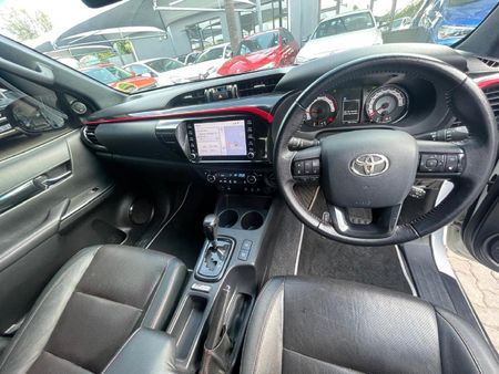2020-Toyota-Hilux-28-GD-6-GR-S-4x4-Auto-Double-Cab_14