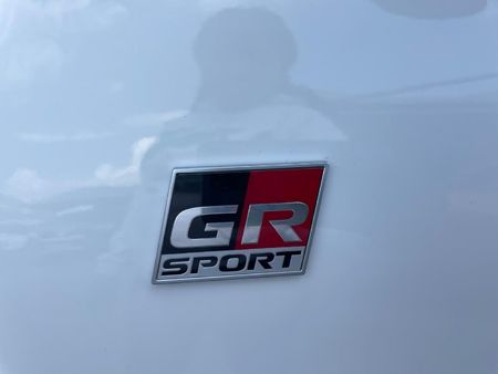 2020-Toyota-Hilux-28-GD-6-GR-S-4x4-Auto-Double-Cab_17