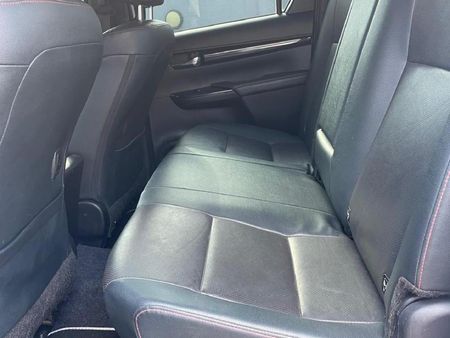2020-Toyota-Hilux-28-GD-6-GR-S-4x4-Auto-Double-Cab_7