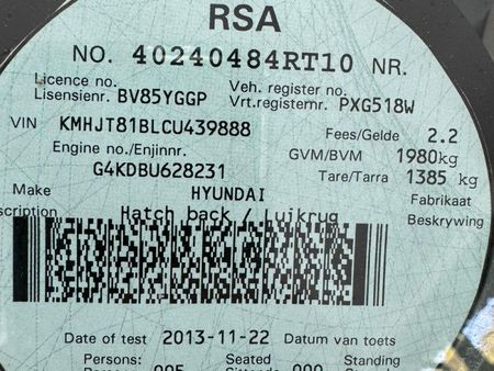 2012-Hyundai-ix35-20-GLS-Executive_13