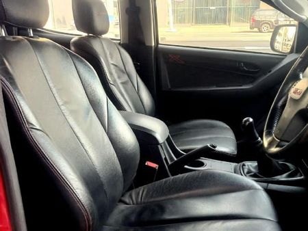 2018-Isuzu-D-Max-250-HO-X-Rider-Double-Cab_10