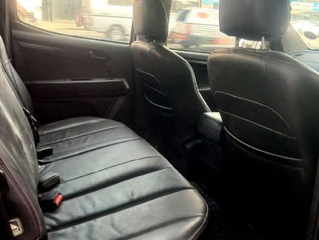 2018-Isuzu-D-Max-250-HO-X-Rider-Double-Cab_8