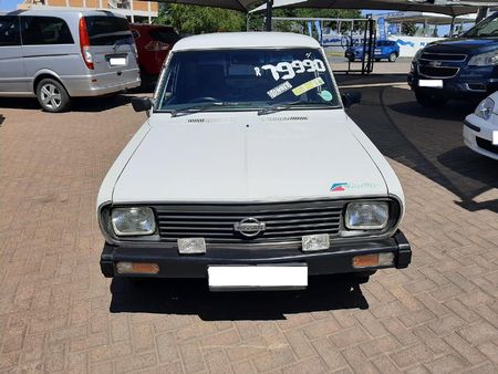 1998-Nissan-1400-Champ_3