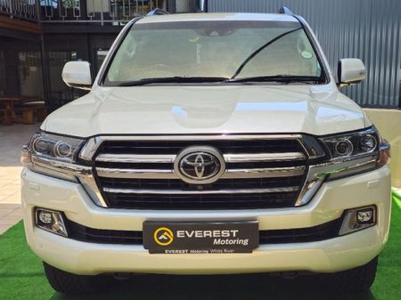 2020-Toyota-Land-Cruiser-200-45-D-V8-VX-R-Auto_1