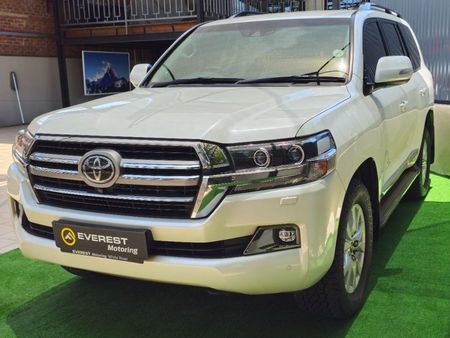 2020-Toyota-Land-Cruiser-200-45-D-V8-VX-R-Auto_2