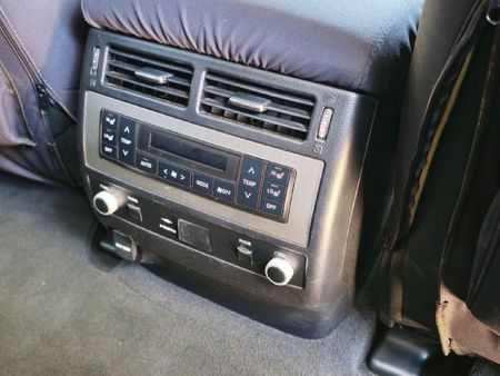 2020-Toyota-Land-Cruiser-200-45-D-V8-VX-R-Auto_7