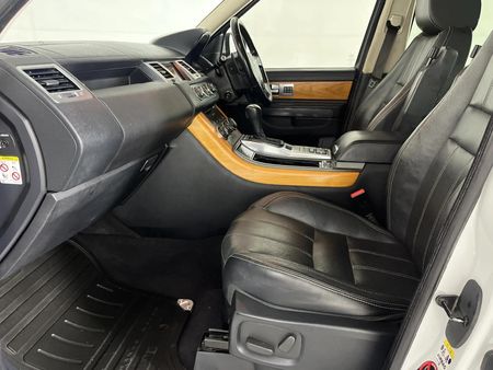 2013-Land-Rover-Range-Rover-Sport-50-V8-SC_8