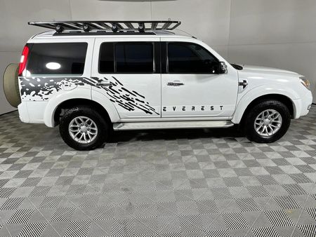 2012-Ford-Everest-30-TDCi-LTD-4x4-Auto_5