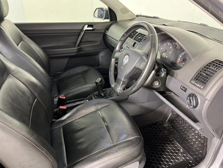 2006-Volkswagen-Polo-19-TDI-3-dr-Sportline_7
