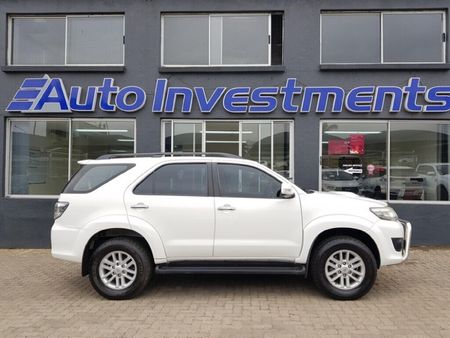 2014-Toyota-Fortuner-25-D-4D-Raised-Body_2