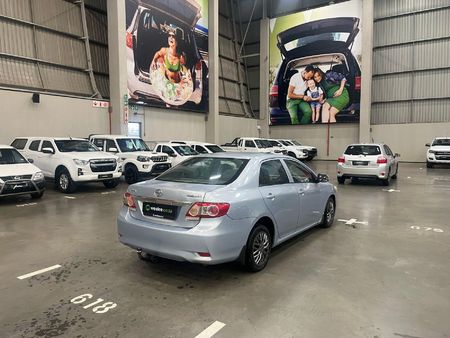2010-Toyota-Corolla-13-Professional_11