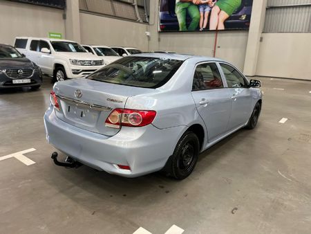 2010-Toyota-Corolla-13-Professional_2