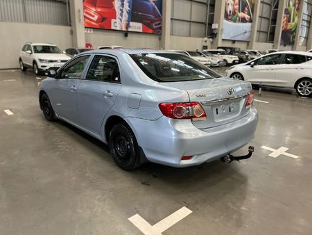 2010-Toyota-Corolla-13-Professional_4