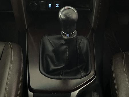 2018-Toyota-Fortuner-28-GD-6-Raised-Body_10