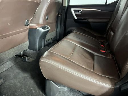 2018-Toyota-Fortuner-28-GD-6-Raised-Body_3