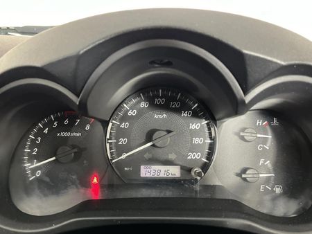2015-Toyota-Hilux-20-VVTi-S-Single-Cab_1