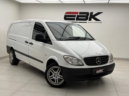 2010-Mercedes-Benz-Vito-115-CDI-Panel-Van_0