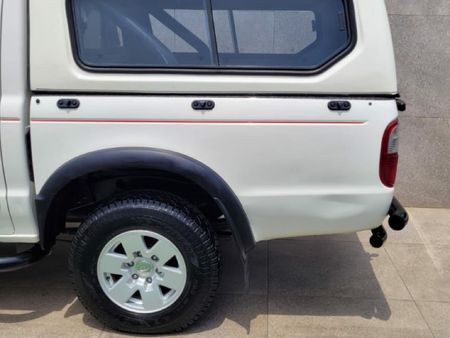 2005-Ford-Ranger-2500TD-XLT-Hi-Trail-Double-Cab_10
