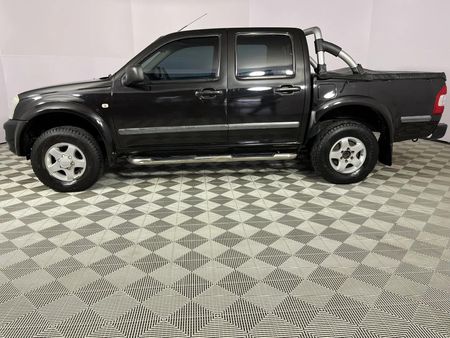 2005-Isuzu-KB-240i-Double-Cab-LE_16