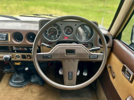 1988-Toyota-Land-Cruiser-FJ60-GLX-Station-Wagon_9